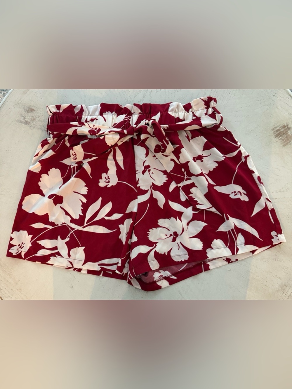 SHEIN Curve loose fit lightweight flowy elastic waist floral belted shorts 1X
